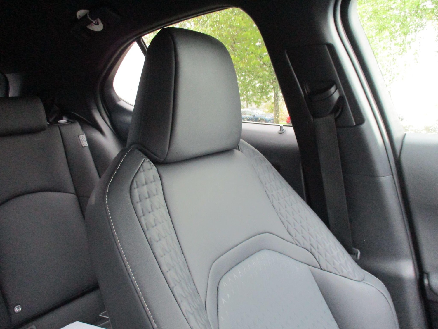 Used Lexus UX 2022 for sale - 75857521: Photo 25