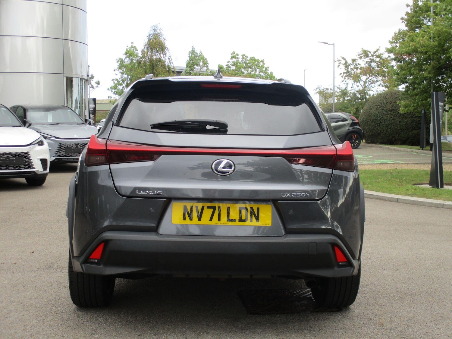 Used Lexus UX 2022 for sale - 75857521: Photo 6