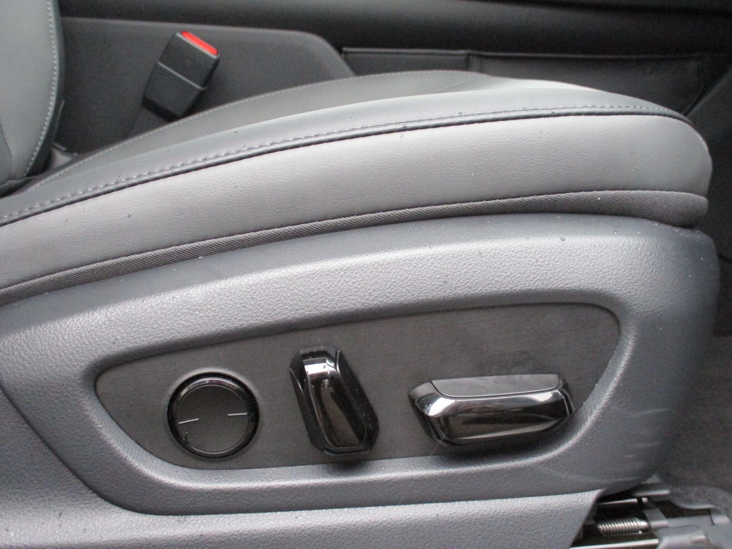 Used Lexus RZ 2025 for sale - 76314315: Photo 19