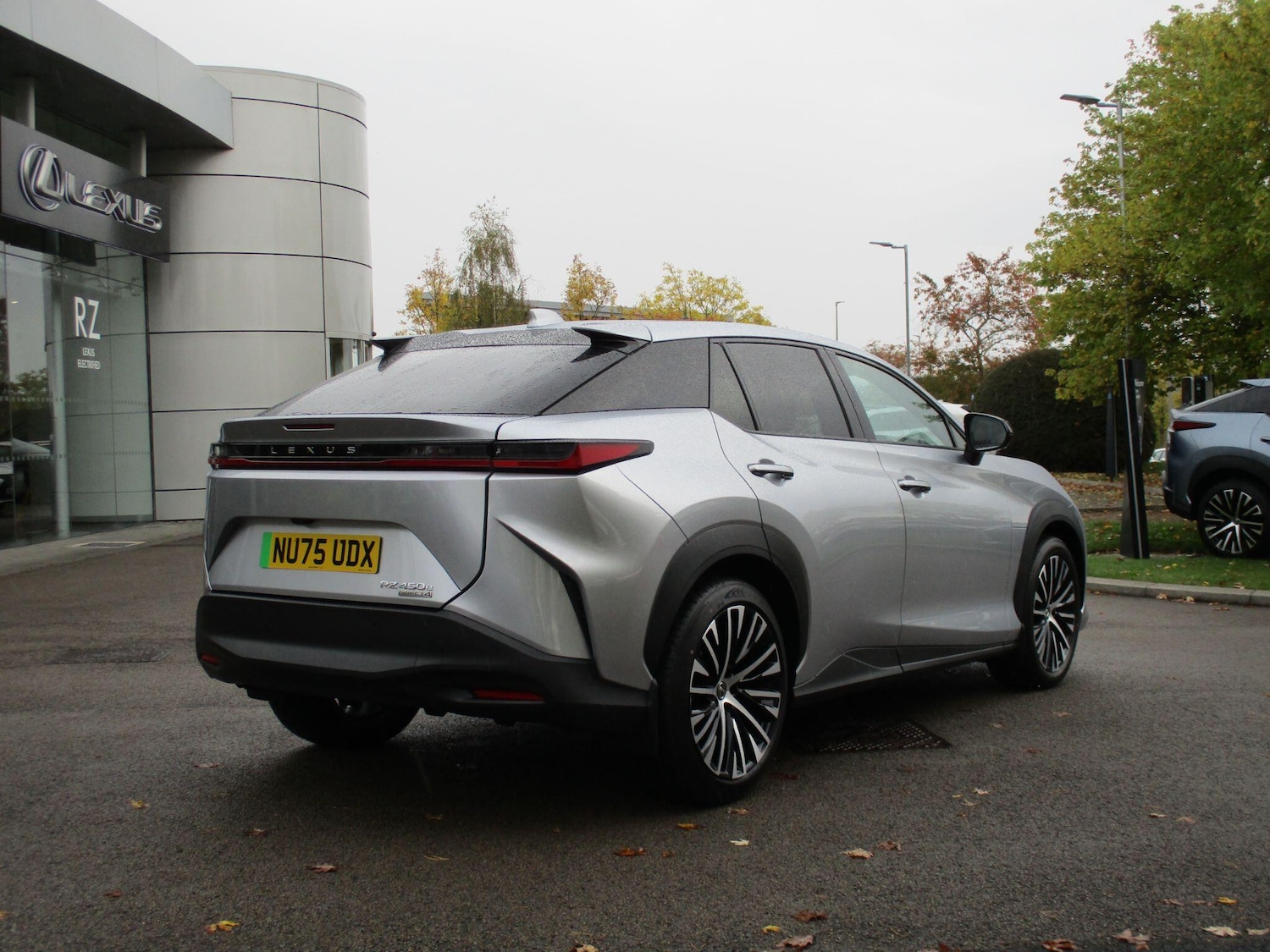 Used Lexus RZ 2025 for sale - 76314315: Photo 5