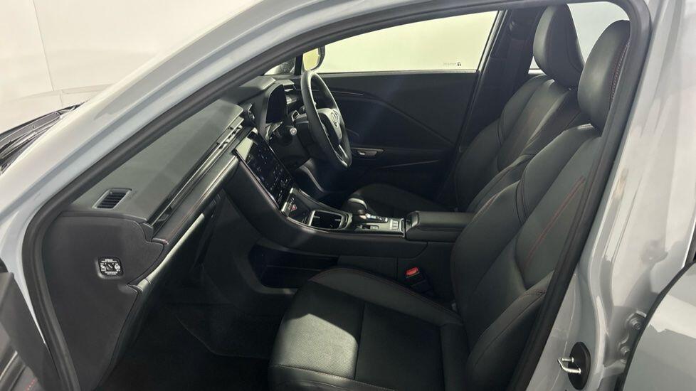 Used Lexus LBX 2025 for sale - 77330669: Photo 15