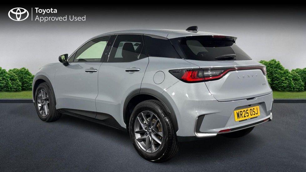 Used Lexus LBX 2025 for sale - 77330669: Photo 8