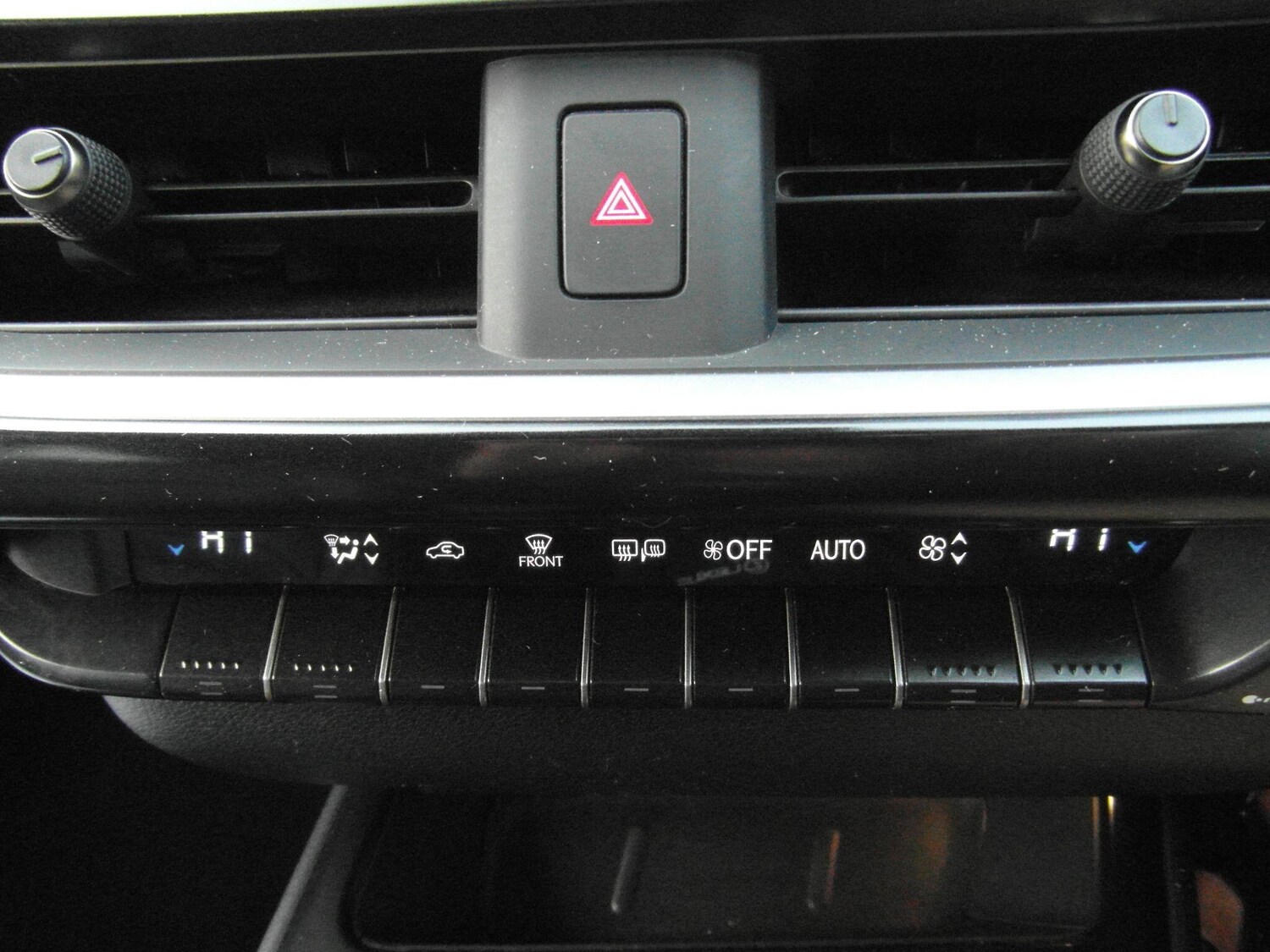 Used Lexus UX 2022 for sale - 77330702: Photo 19