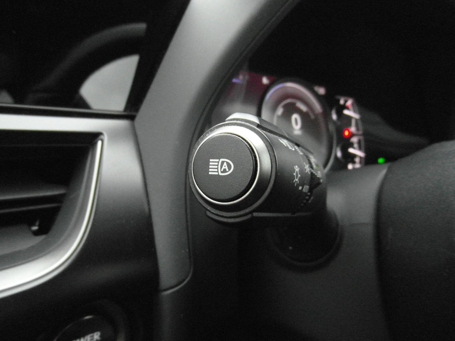 Used Lexus UX 2023 for sale - 76592688: Photo 16