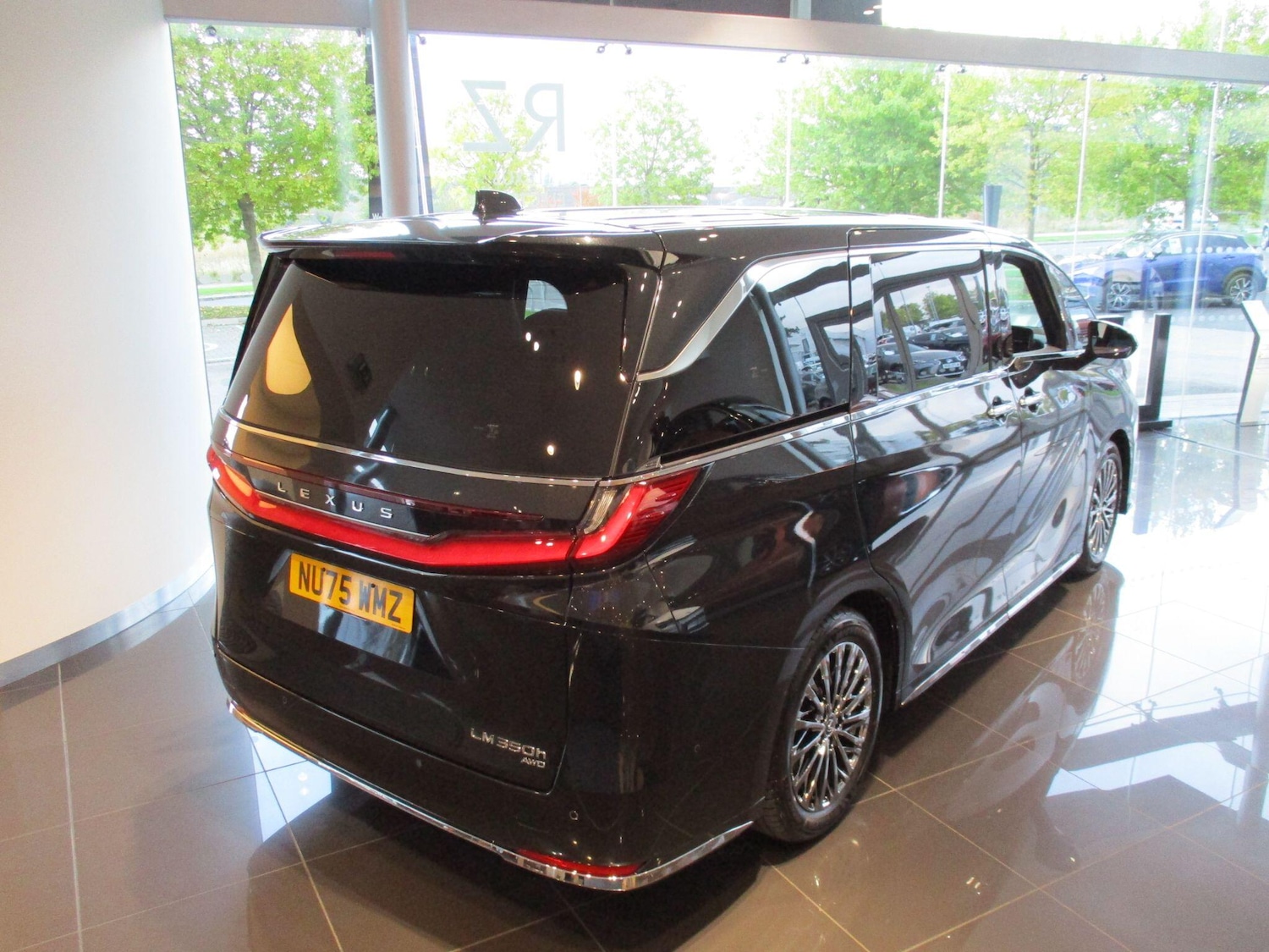 Used Lexus LM 2025 for sale - 76294858: Photo 18