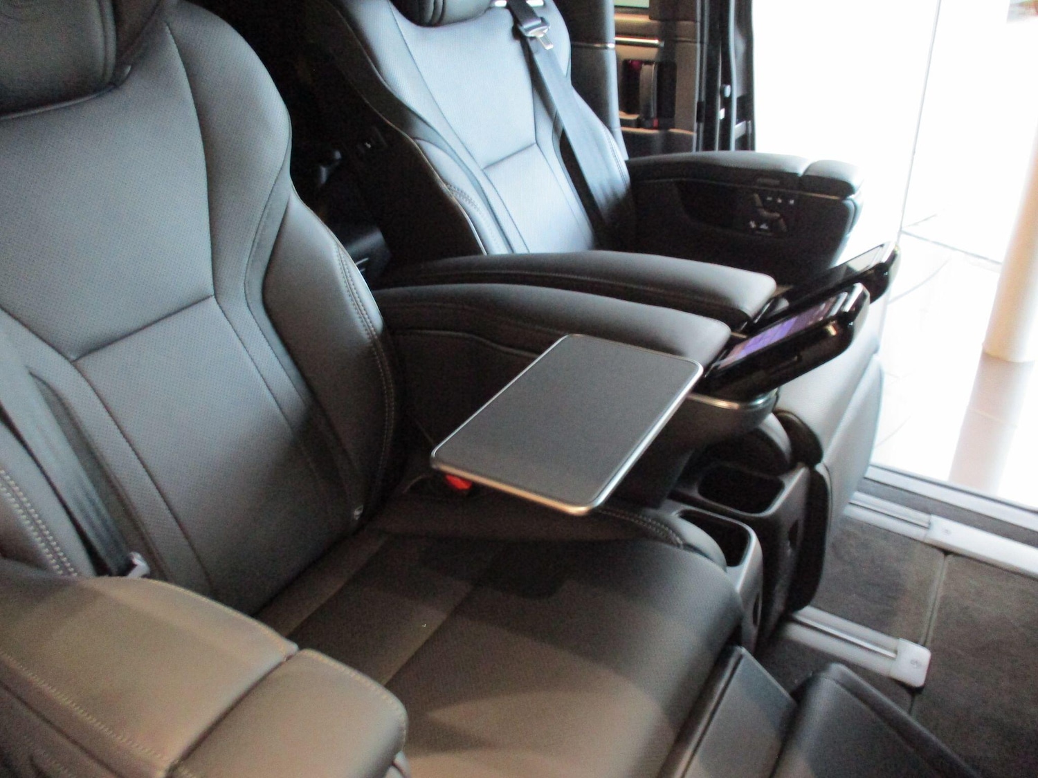 Used Lexus LM 2025 for sale - 76294858: Photo 30