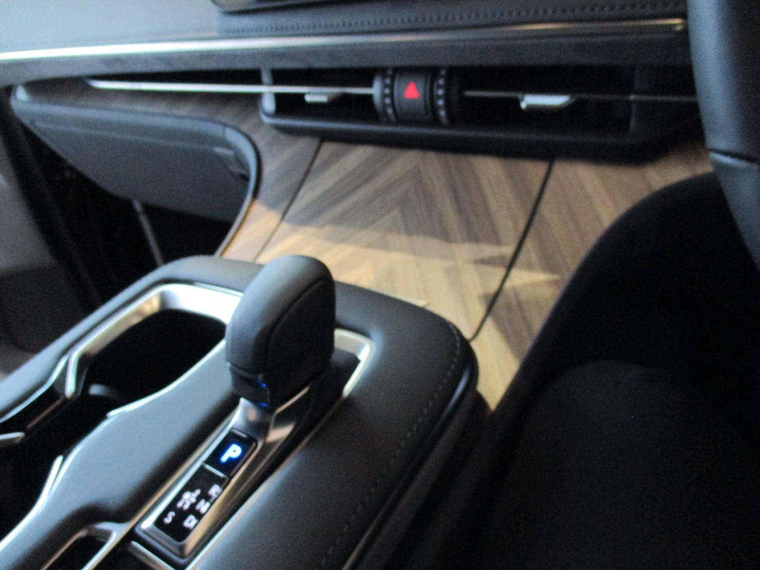 Used Lexus LM 2025 for sale - 76294858: Photo 43