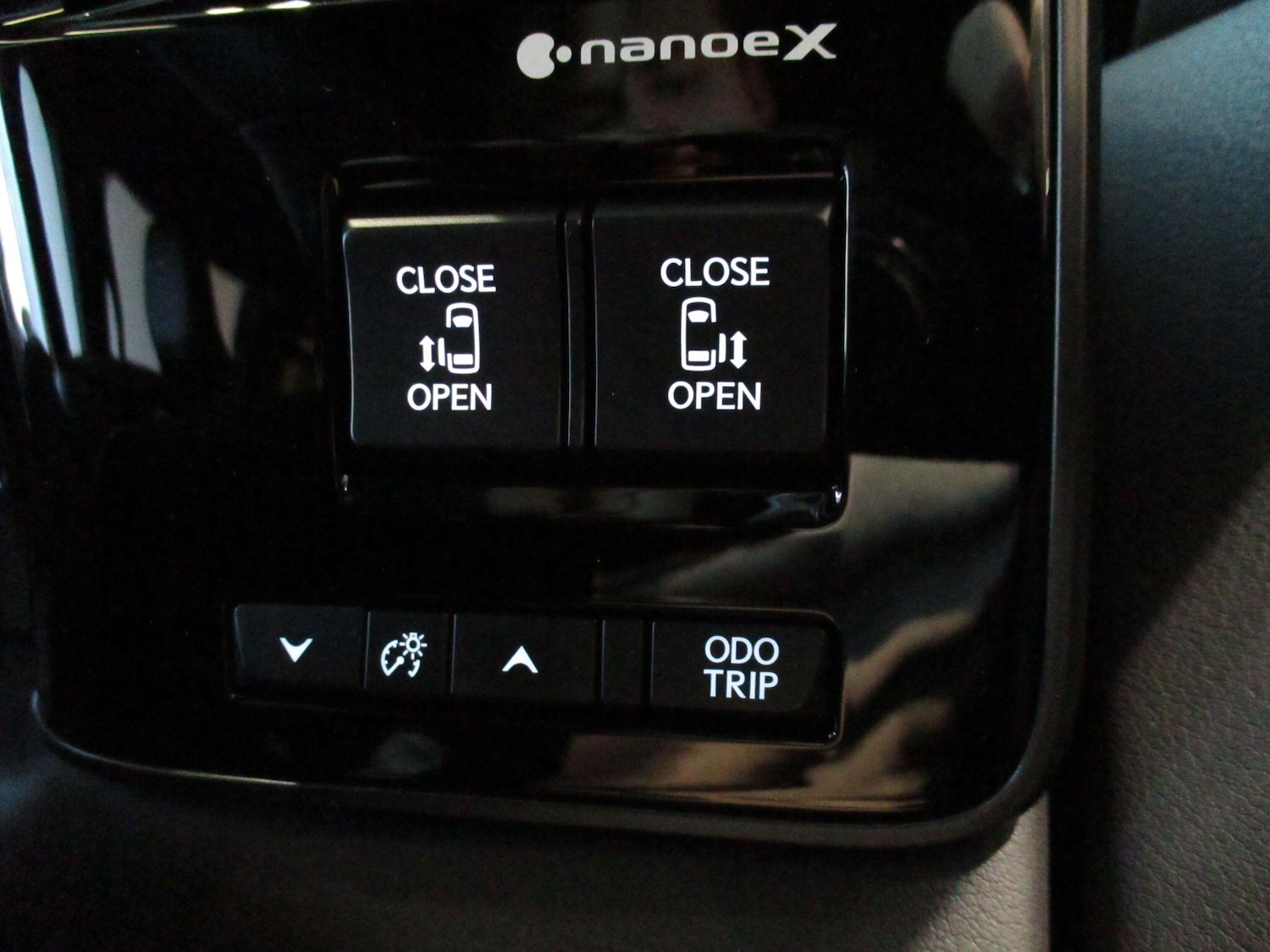 Used Lexus LM 2025 for sale - 76294858: Photo 46