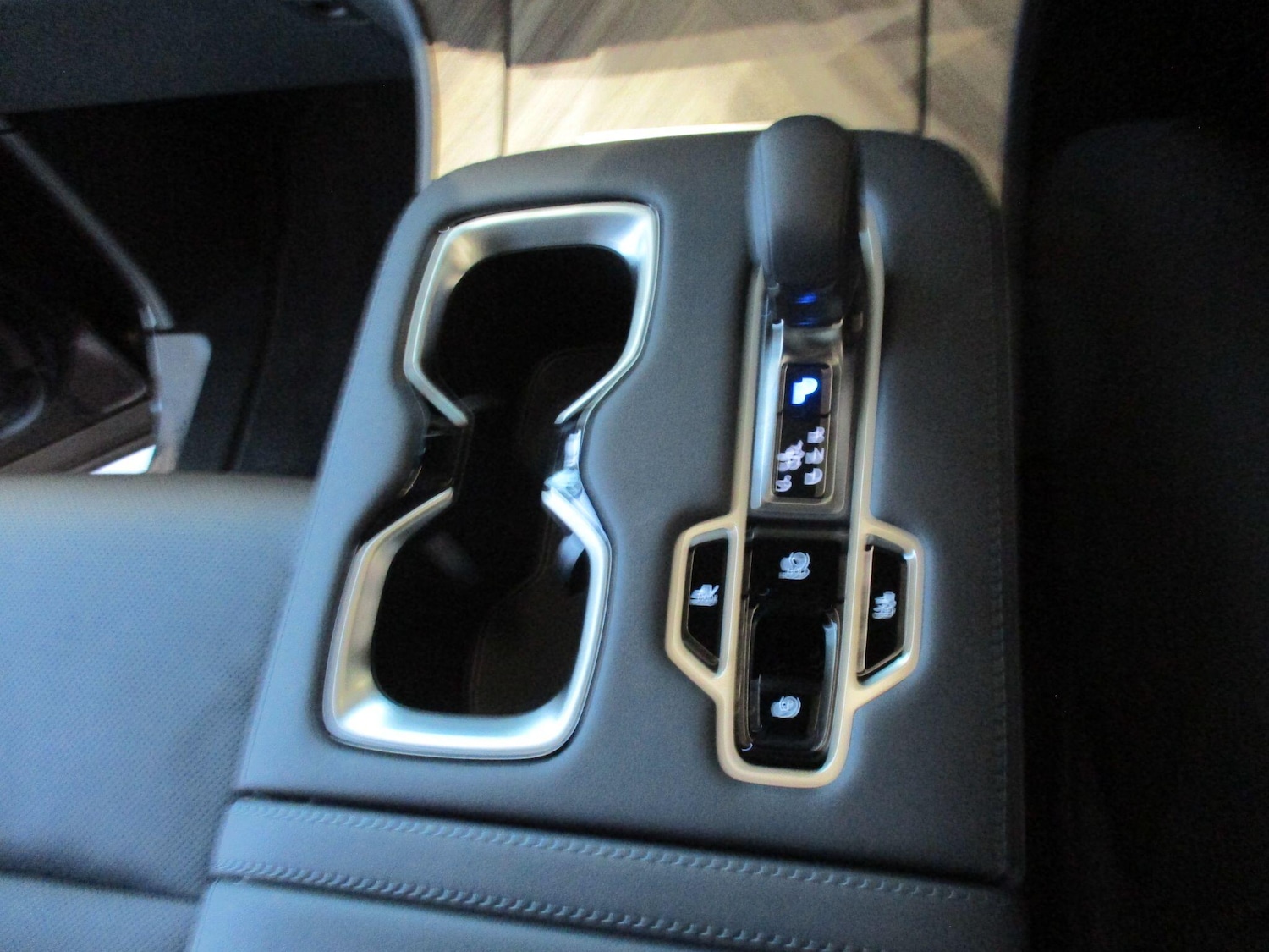 Used Lexus LM 2025 for sale - 76294858: Photo 52
