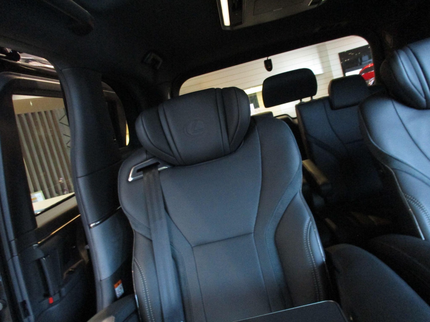 Used Lexus LM 2025 for sale - 76294858: Photo 61