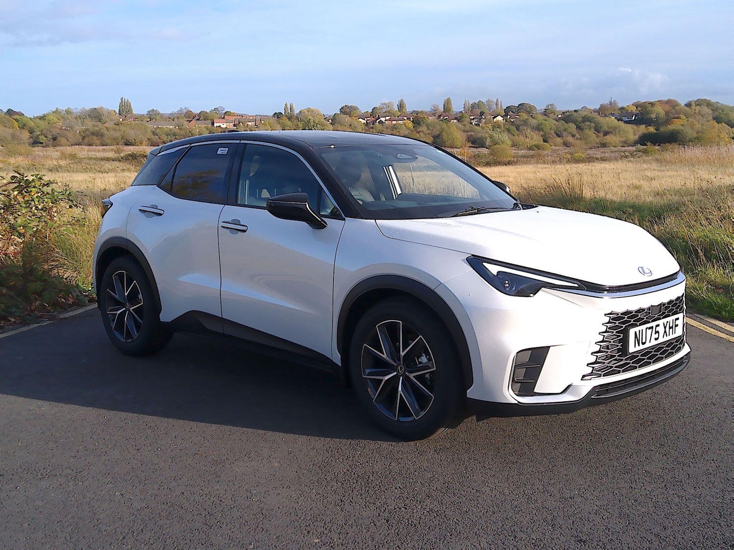 Used Lexus LBX 2025 for sale - 76408426: Photo 1