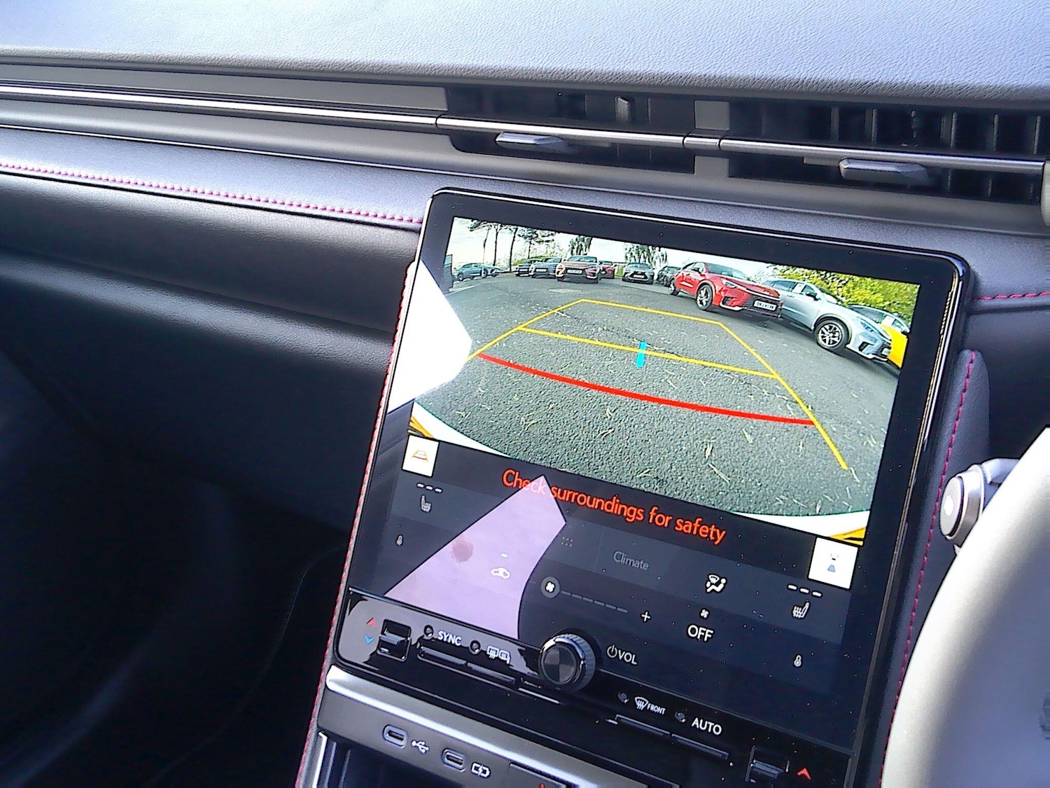 Used Lexus LBX 2025 for sale - 76408426: Photo 47