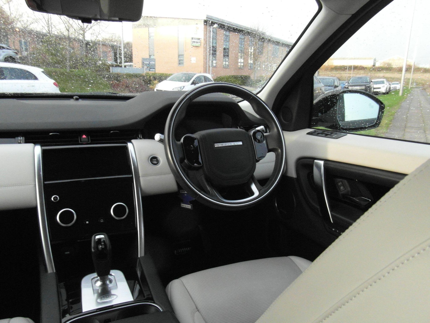 Used Land Rover Discovery Sport 2020 for sale - 76645306: Photo 21