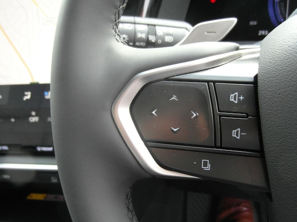 Used Lexus RZ 2025 for sale - 75051234: Photo 36