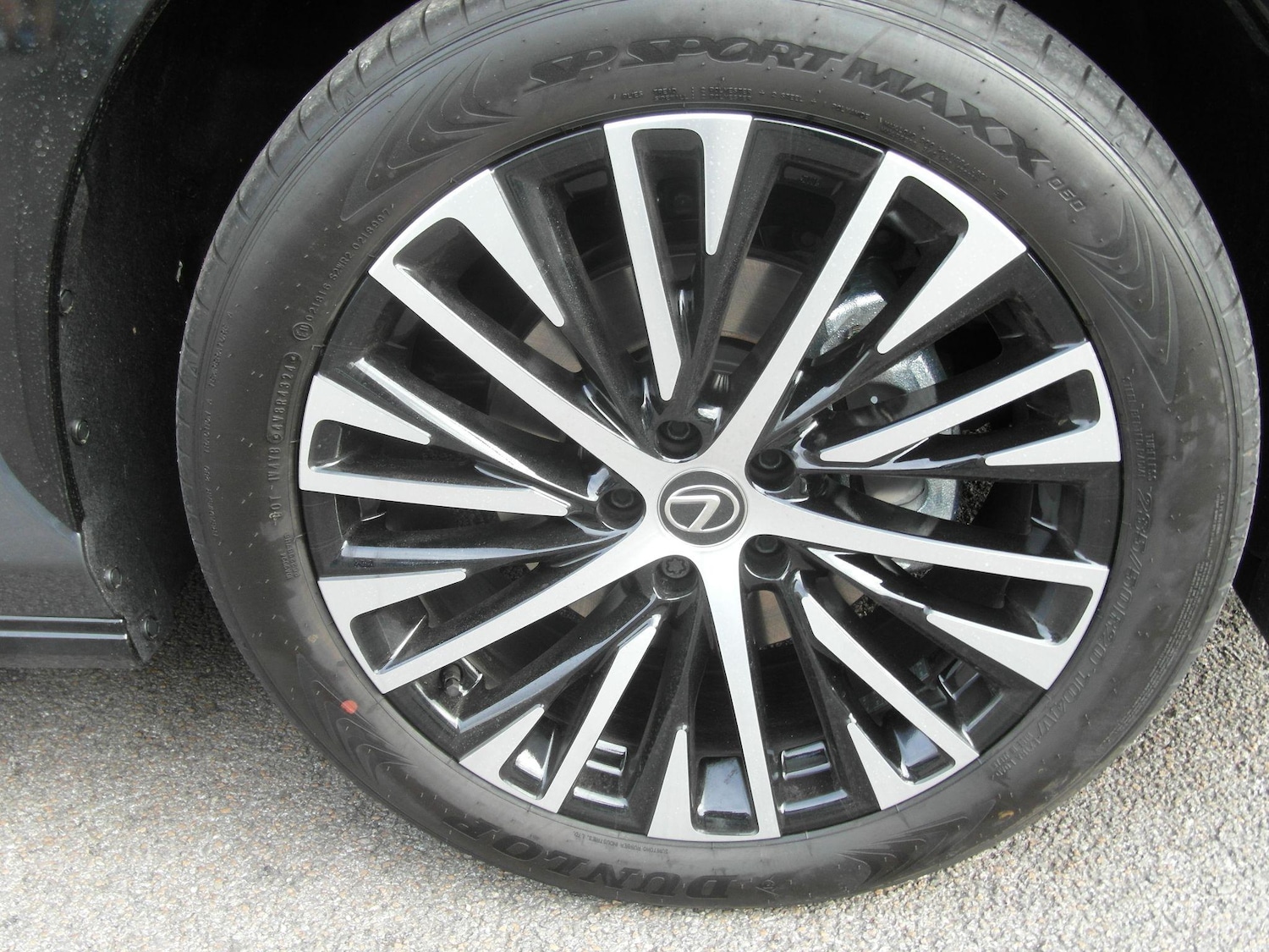 Used Lexus RZ 2025 for sale - 75051234: Photo 50