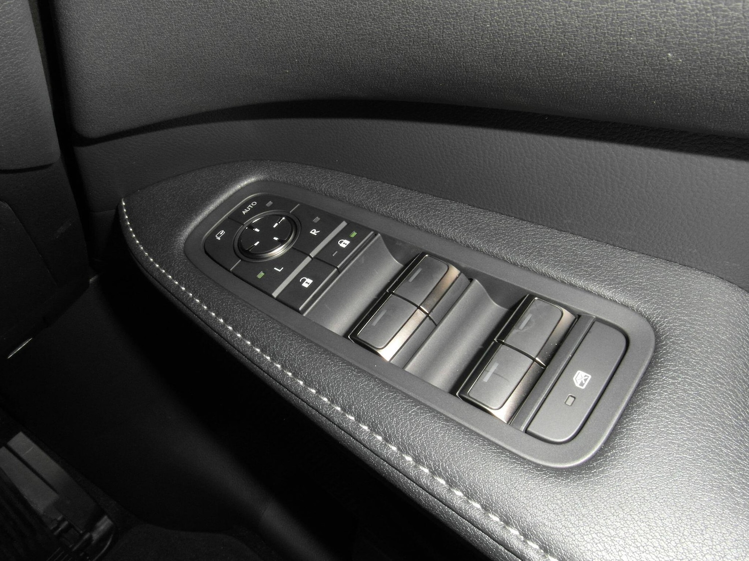 Used Lexus RX 2025 for sale - 76538839: Photo 39