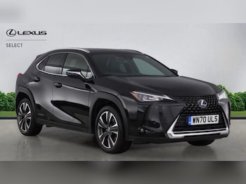 (70) - 2.0 250h Premium Plus SUV 5dr Petrol Hybrid E-CVT Euro 6 (s/s) (184 ps)