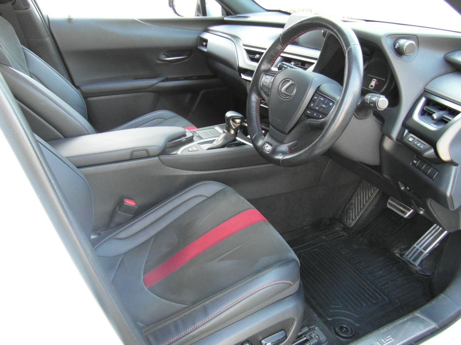 Used Lexus UX 2020 for sale - 77799047: Photo 32