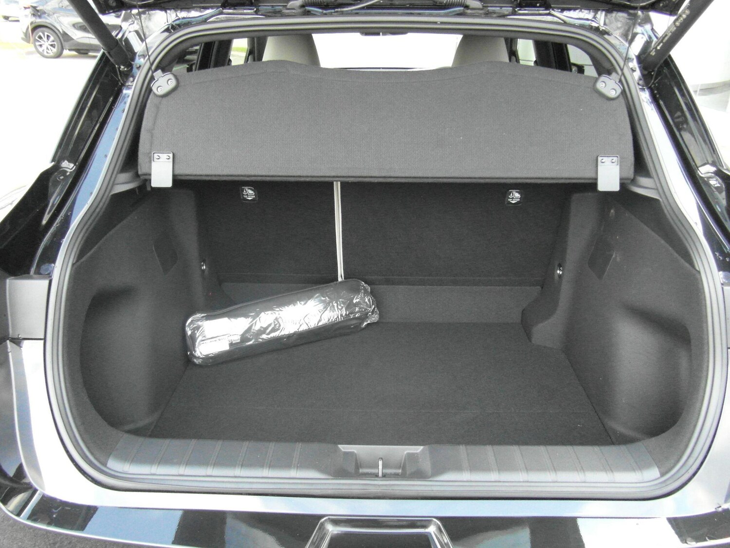 Used Lexus LBX for sale - 77824744: Photo 38