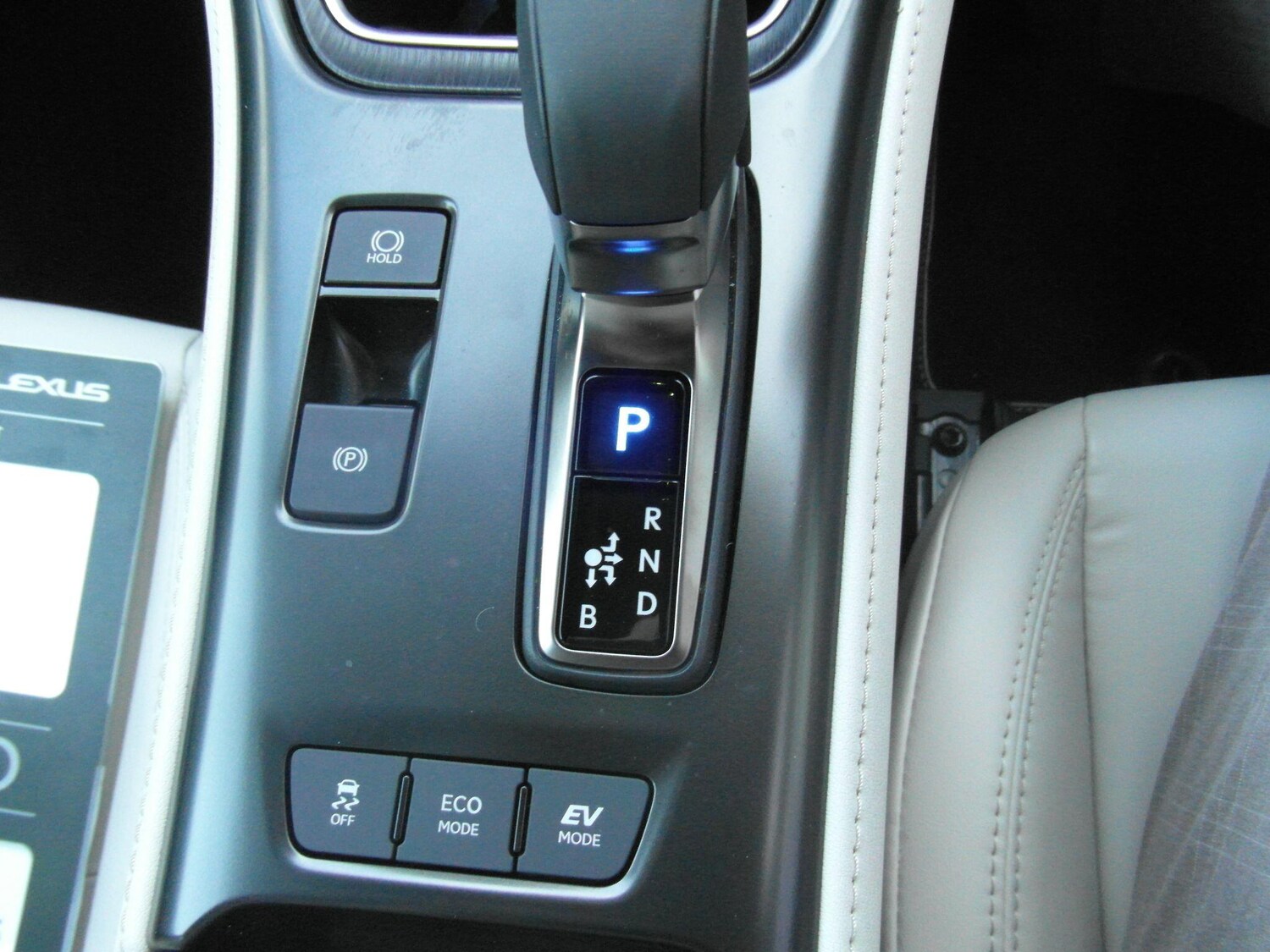 Used Lexus LBX for sale - 77824744: Photo 45