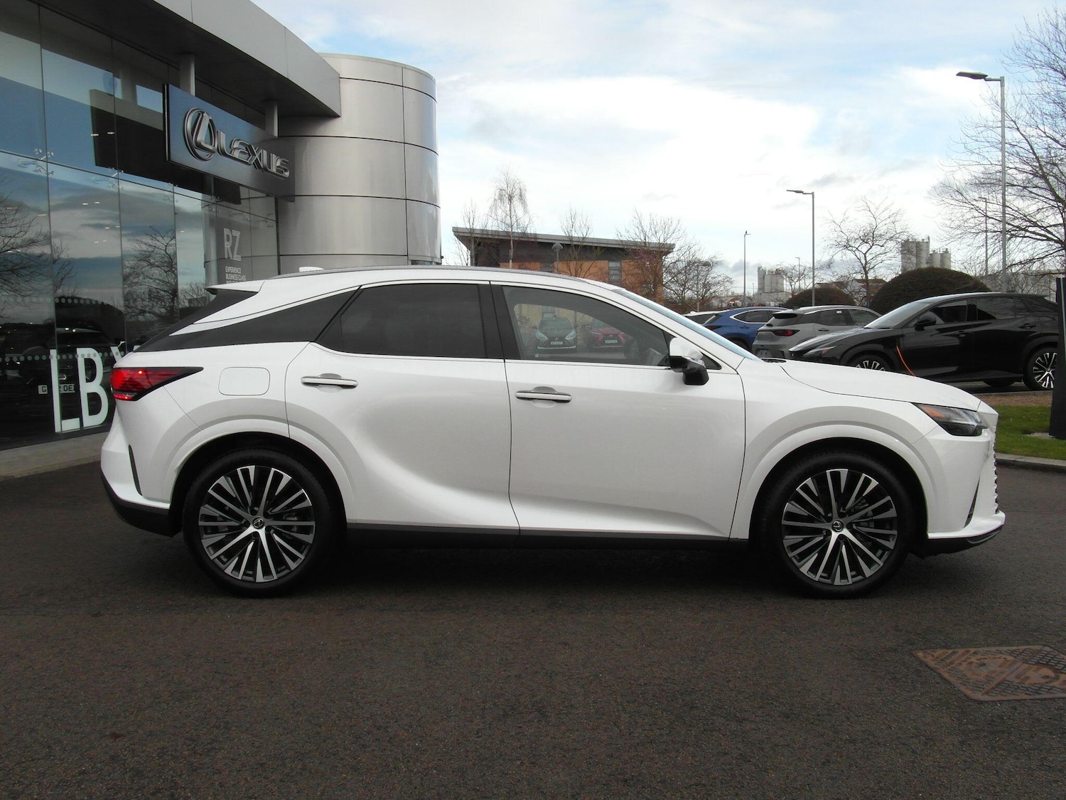 Used Lexus RX 2024 for sale - 77523688: Photo 32