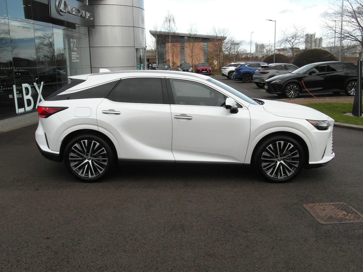 Used Lexus RX 2024 for sale - 77523688: Photo 33