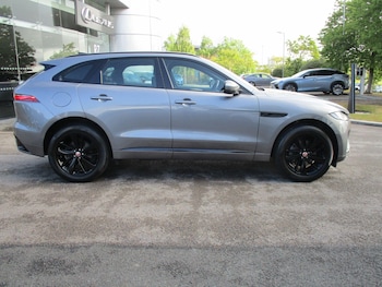 Used Jaguar F-Pace 2021 for sale - 75268808: Photo
