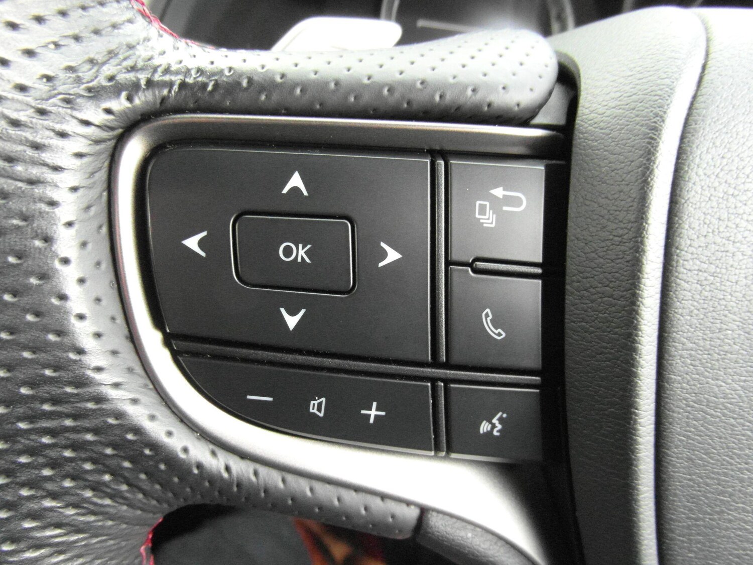 Used Lexus UX 2019 for sale - 76765374: Photo 21