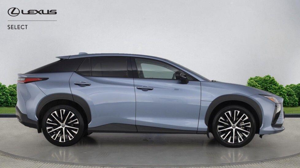 Used Lexus RZ for sale - 76997316: Photo 4