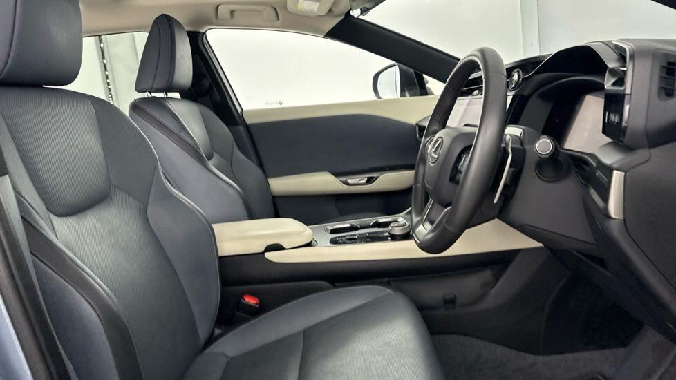 Used Lexus RZ 2023 for sale - 76498788: Photo 13