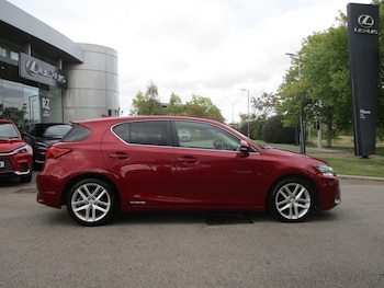 Used Lexus CT 2018 for sale - 76175638: Photo 4