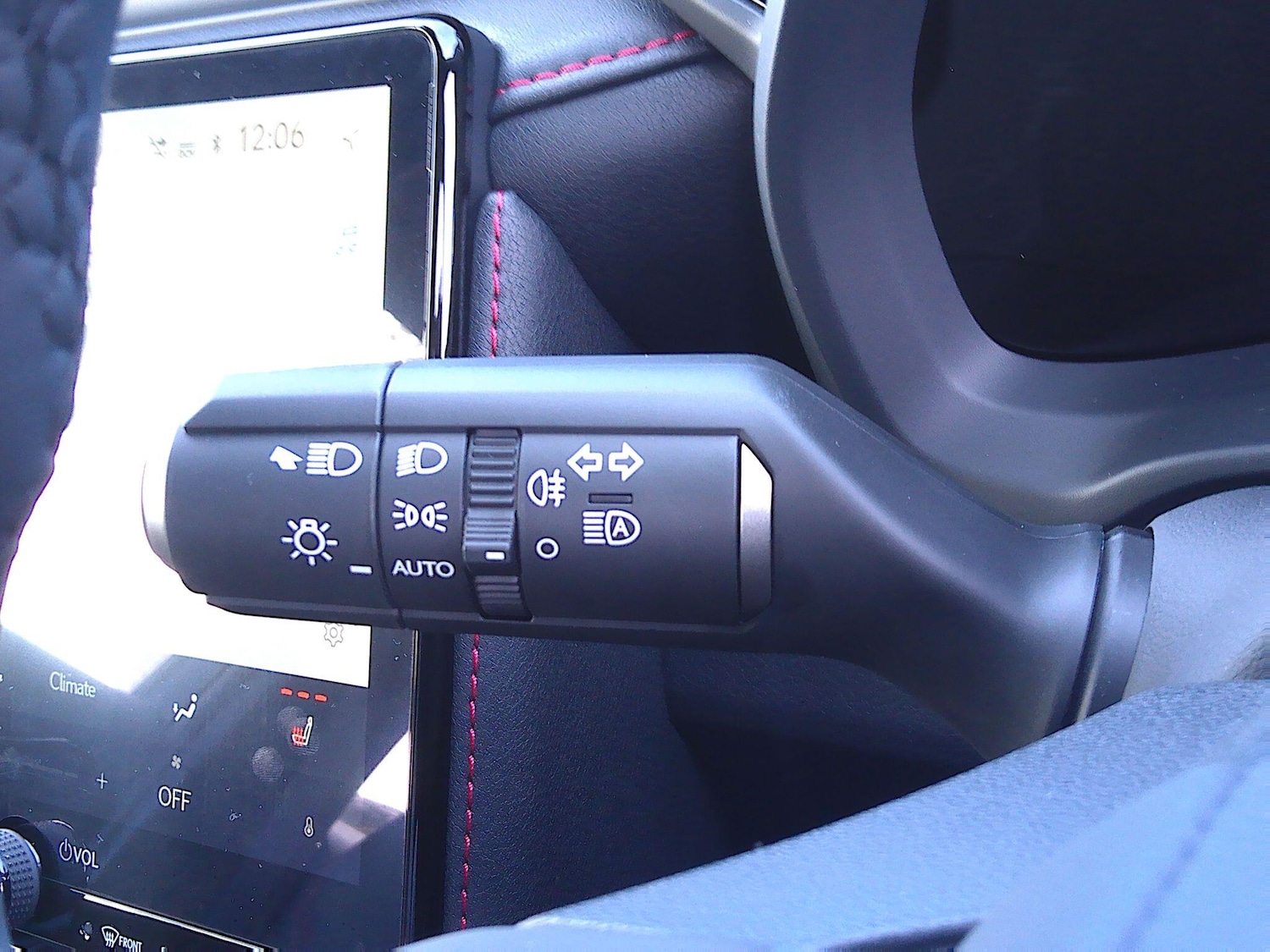 Used Lexus LBX 2025 for sale - 76802133: Photo 28