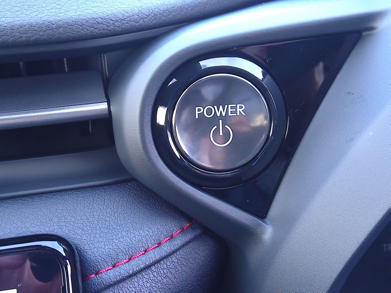 Used Lexus LBX 2025 for sale - 76802133: Photo 35