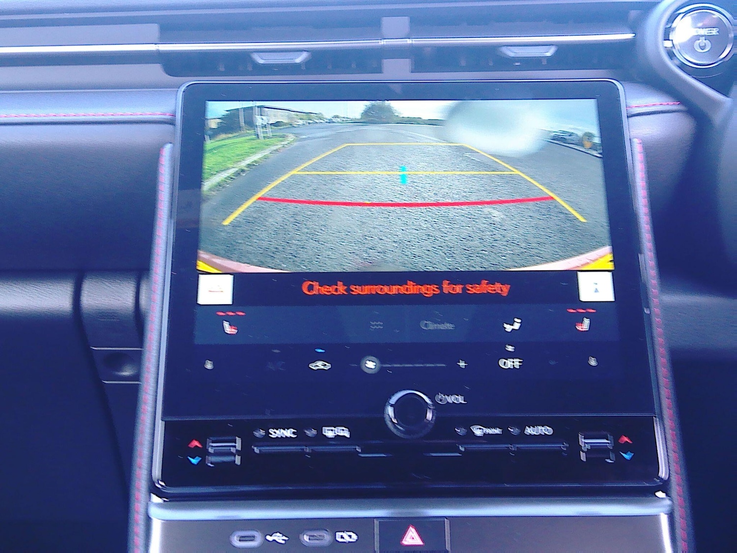 Used Lexus LBX 2025 for sale - 76802133: Photo 41