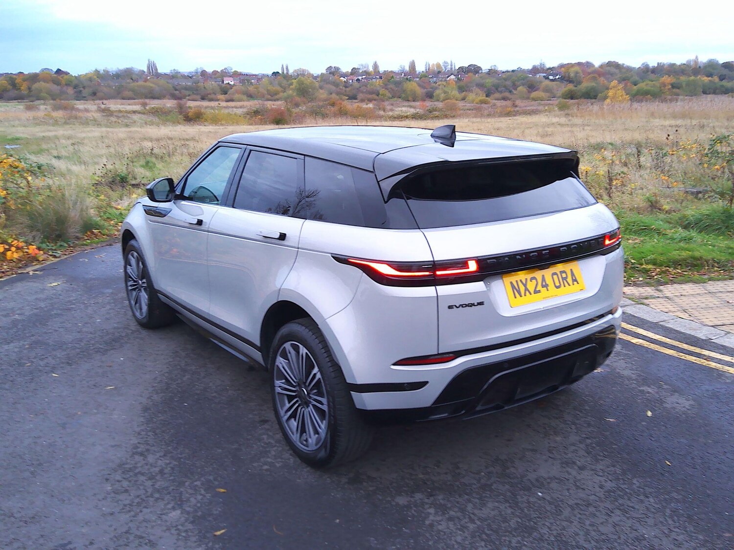 Used Land Rover Range Rover Evoque 2024 for sale - 76498958: Photo 15