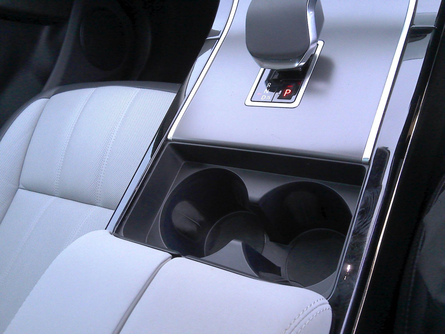 Used Land Rover Range Rover Evoque 2024 for sale - 76498958: Photo 31