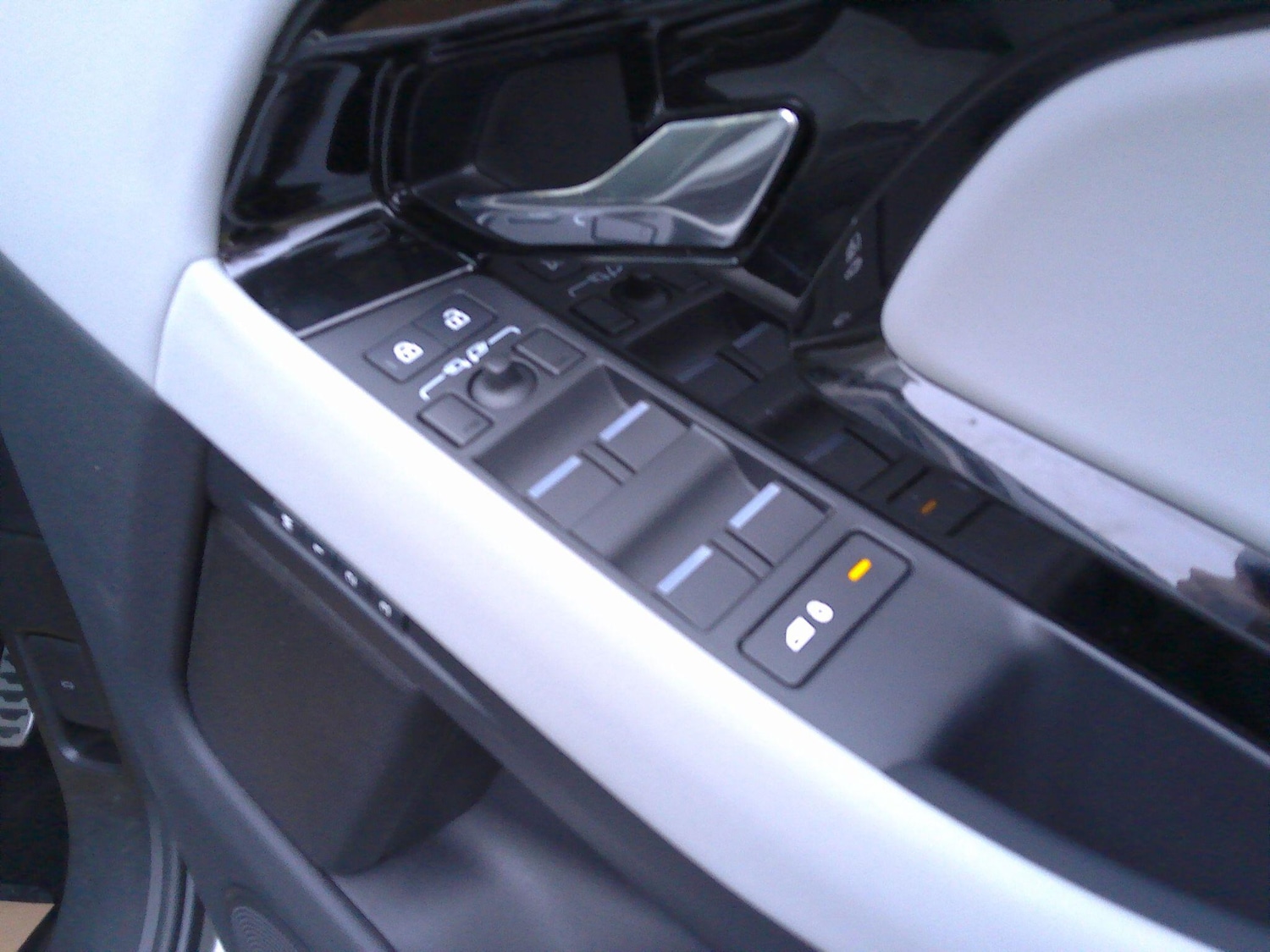 Used Land Rover Range Rover Evoque 2024 for sale - 76498958: Photo 37