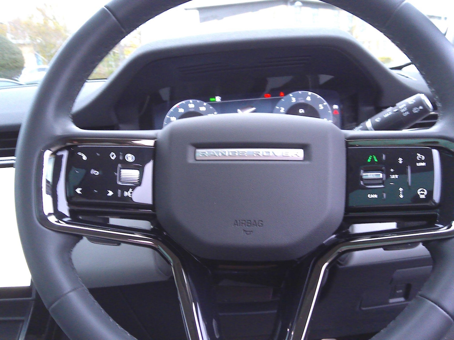 Used Land Rover Range Rover Evoque 2024 for sale - 76498958: Photo 63