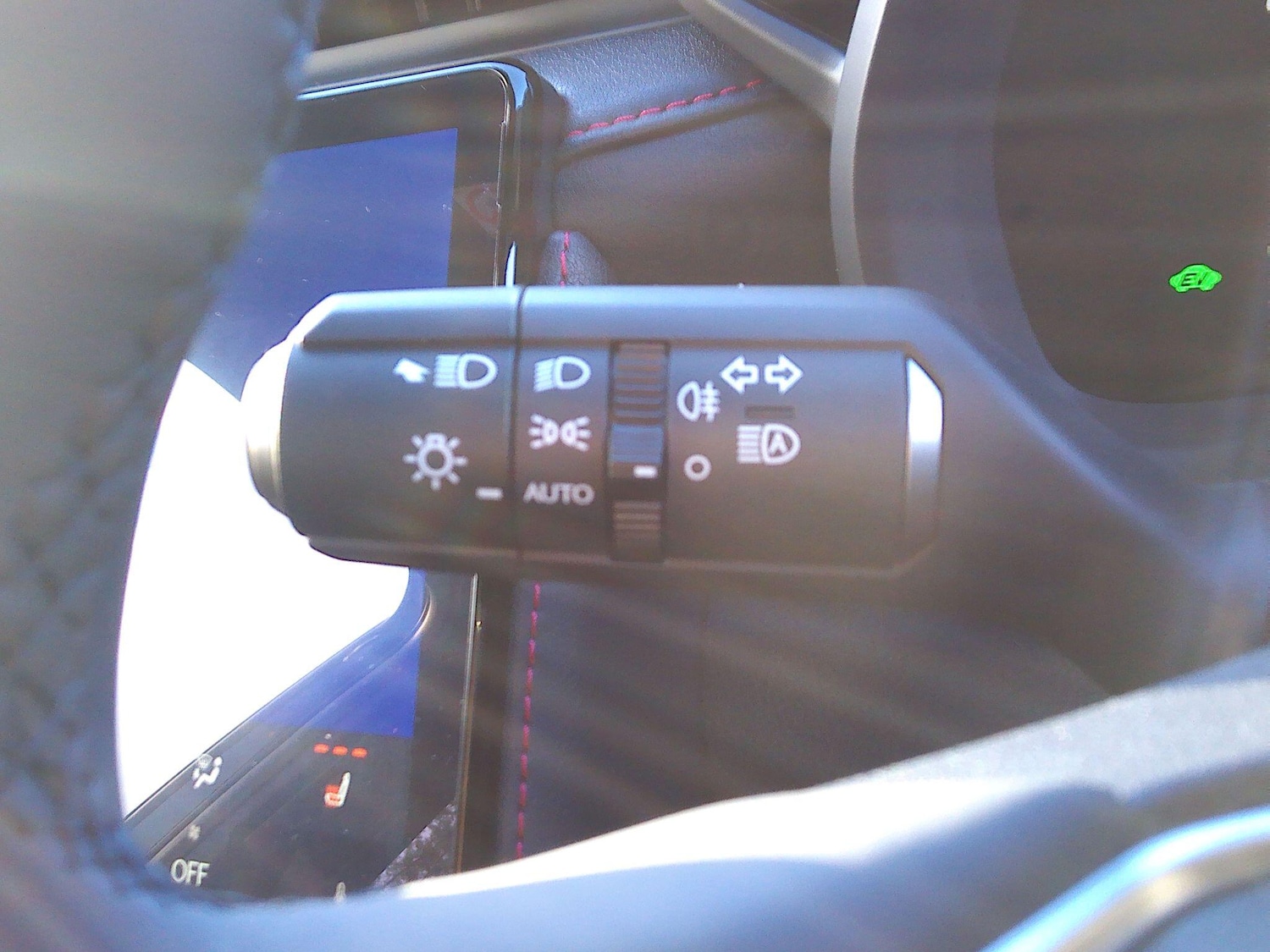 Used Lexus LBX for sale - 76408637: Photo 28