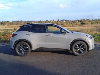 Used Lexus LBX 2025 for sale - 76408637: Photo