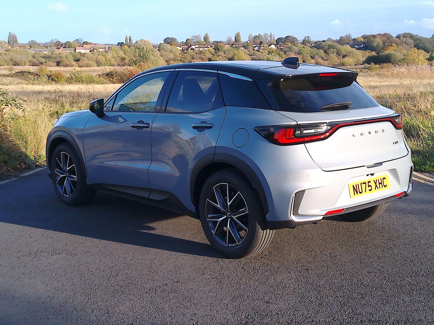 Used Lexus LBX for sale - 76408637: Photo 4