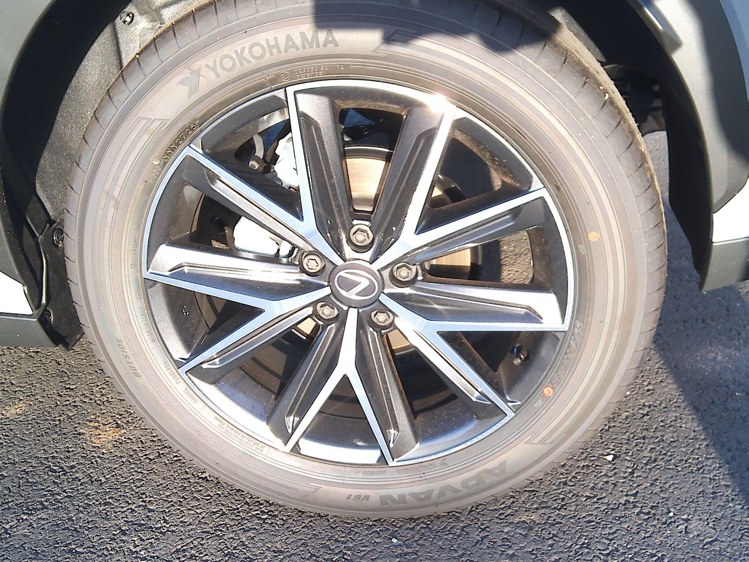 Used Lexus LBX for sale - 76408637: Photo 41