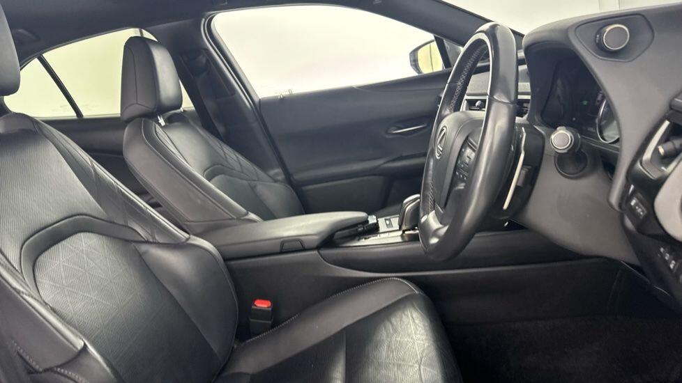 Used Lexus UX 2021 for sale - 76606910: Photo 21