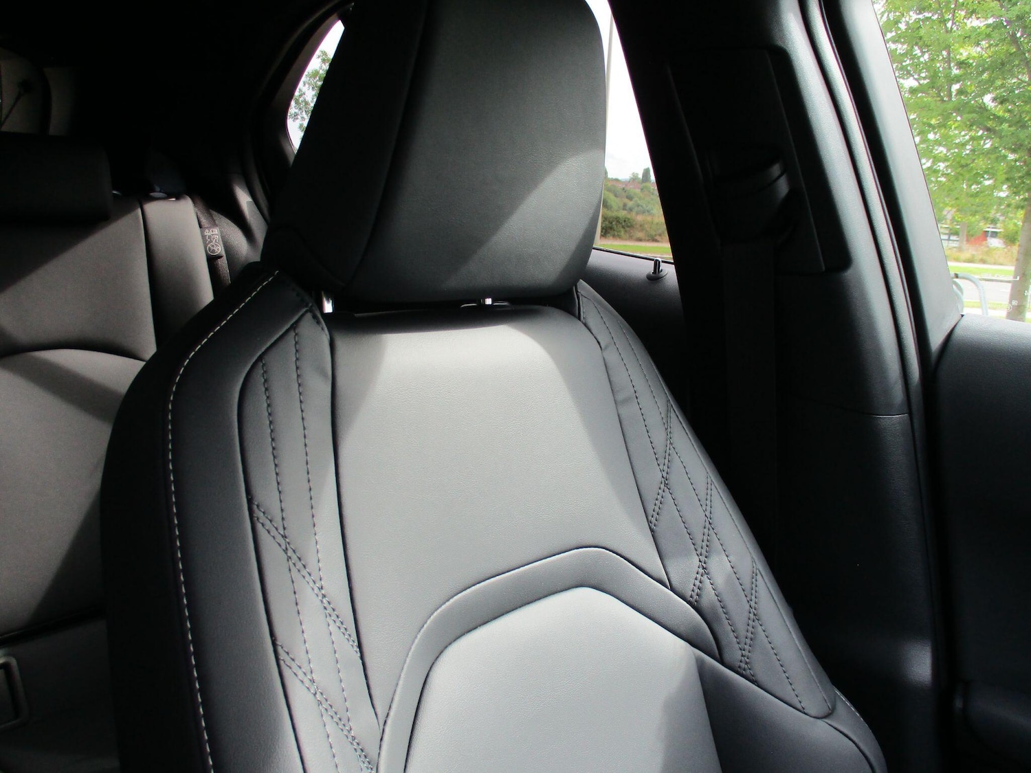 Used Lexus UX 2025 for sale - 76251414: Photo 23