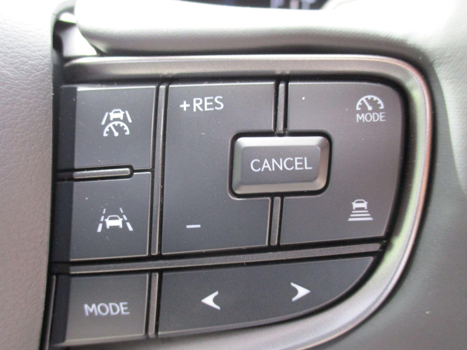 Used Lexus UX 2025 for sale - 76251414: Photo 30