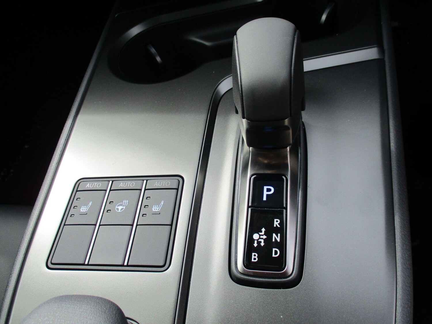 Used Lexus UX 2025 for sale - 76251414: Photo 42