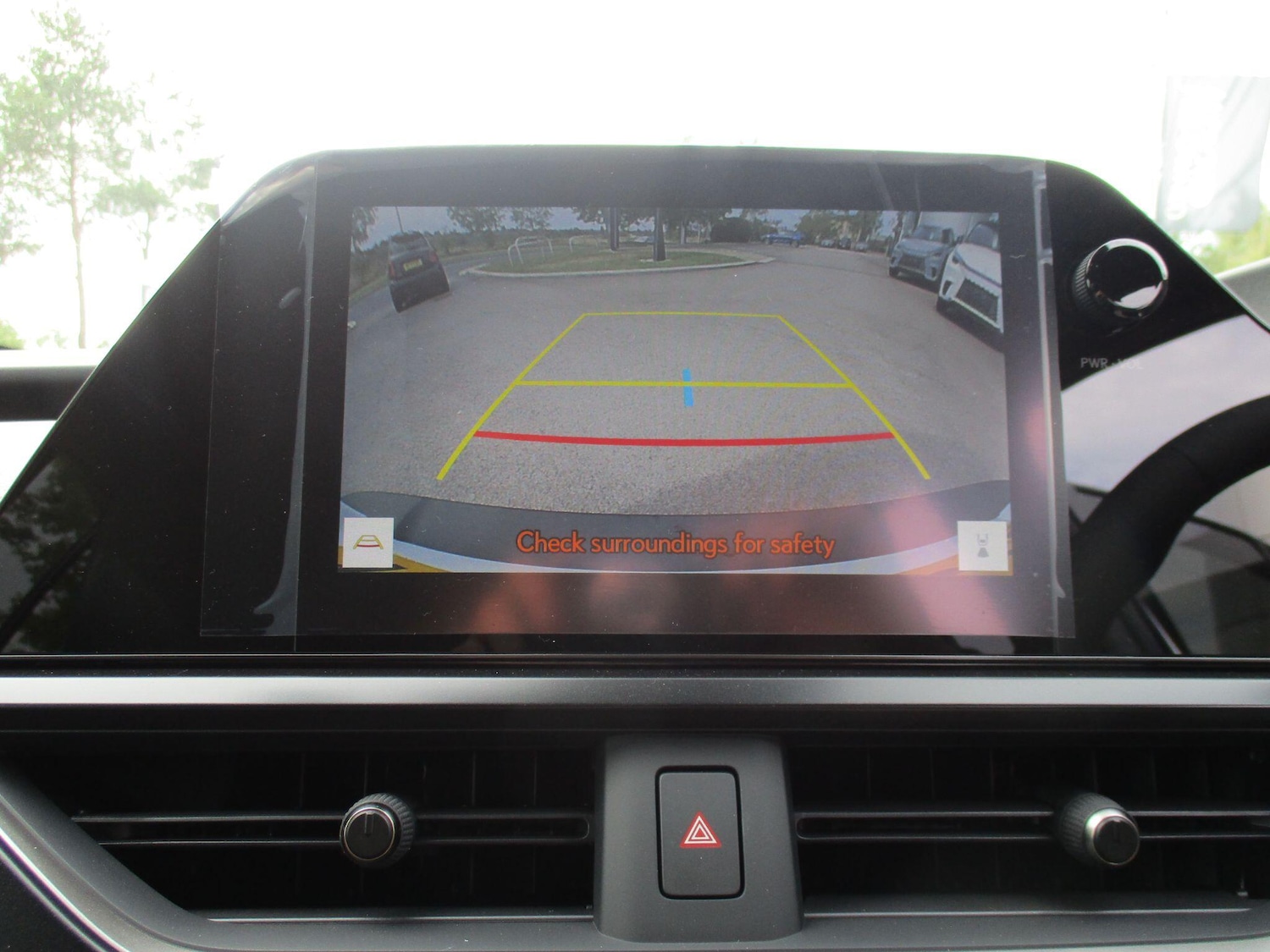 Used Lexus UX 2025 for sale - 76251414: Photo 44