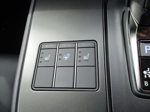 Used Lexus UX 2025 for sale - 76251414: Photo 45