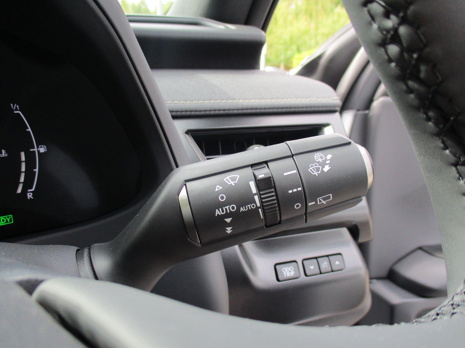 Used Lexus UX 2025 for sale - 76251414: Photo 49