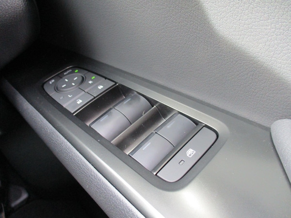 Used Lexus UX 2025 for sale - 76251414: Photo 55